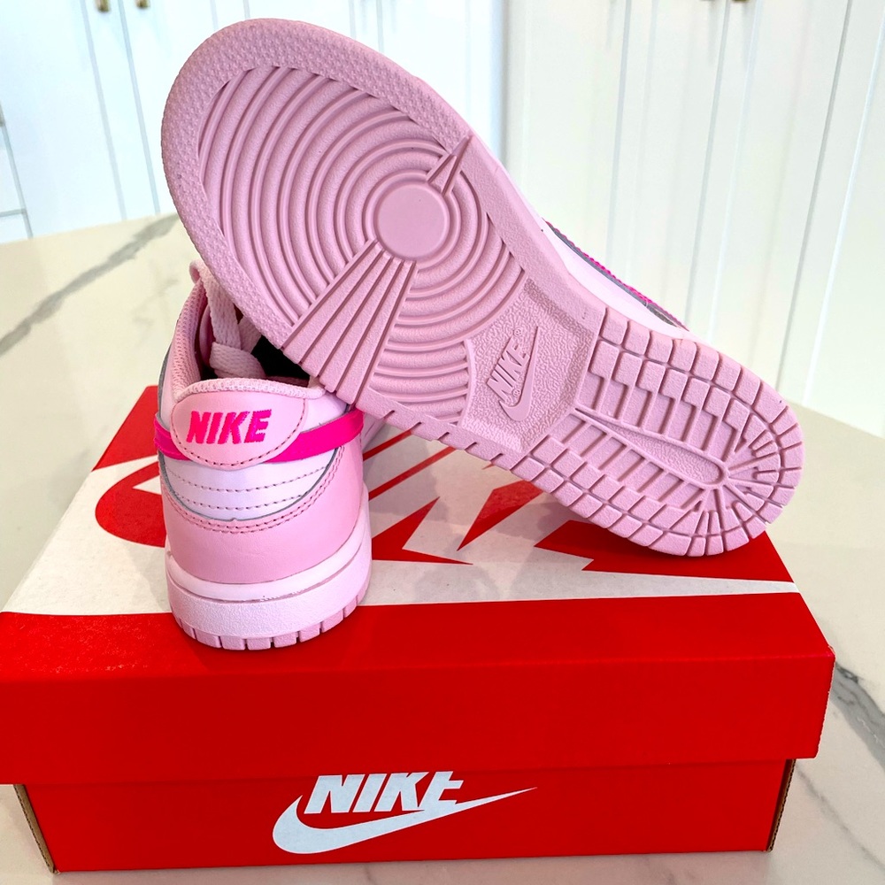 Nike Dunk Low PS- Triple Pink - Picture 5 of 6